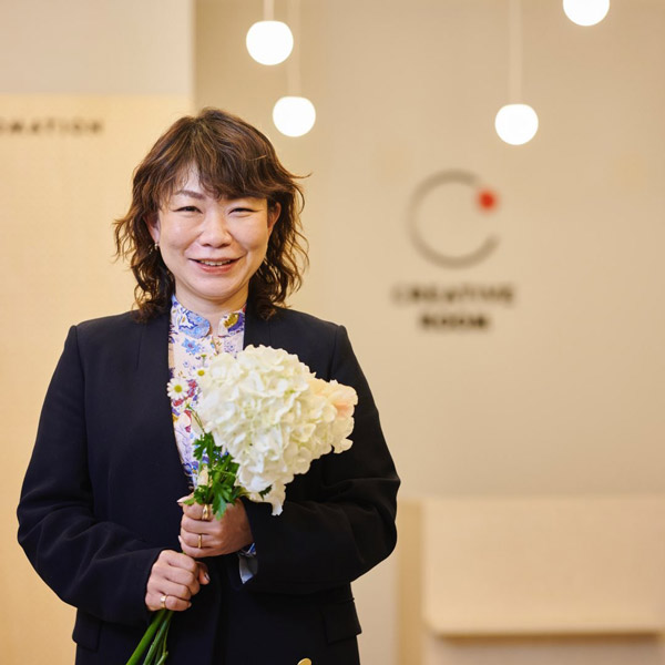 麻生有花 氏